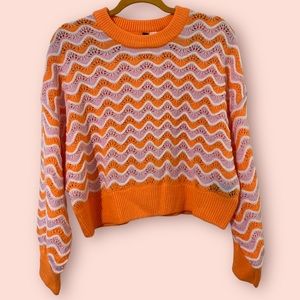 H&M NWOT Knot Sweater